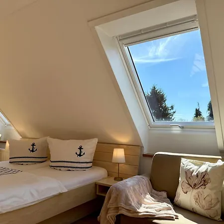 Gaestezimmer 5 - Pension Vorm Darss Lejlighed Hirschburg